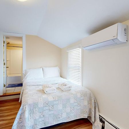 Oak Bluffs Cottage Екстер'єр фото